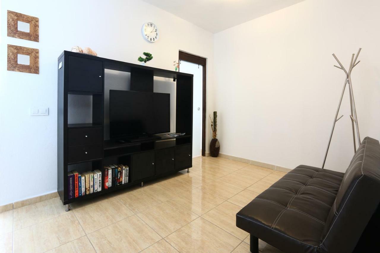 Holiday Apartment C Lanzarote Arrecife  Exterior photo